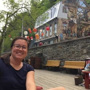 Meet your Posher, Stephanie